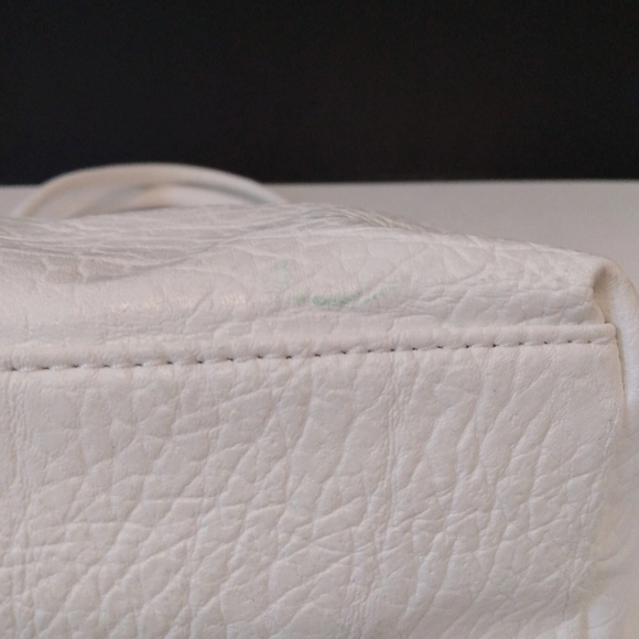 Koltov Collection White Double Handle Handbag NWT - Picture 8 of 10